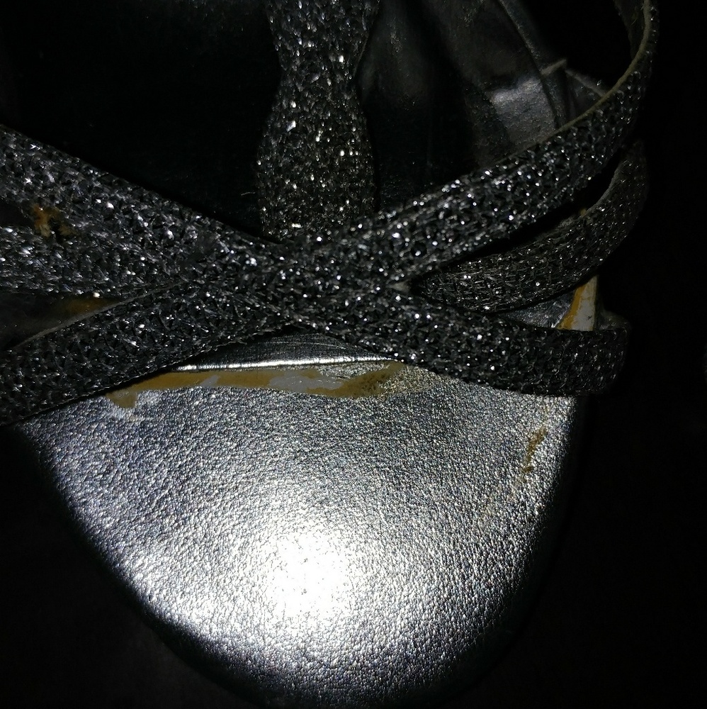 Shoes - Picture 4 of 5